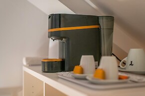 Naval Guest House & Bistrô