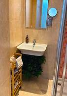 Naval Guest House & Bistrô