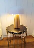 Naval Guest House & Bistrô