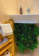 Naval Guest House & Bistrô