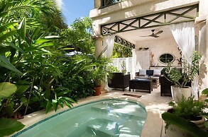 Beacon Hill 202 - Moonshadow by Blue Sky Luxury