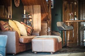 Tawny Lodge - 1 Bedroom - Blossom Farm