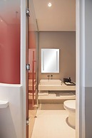 WINK HOTEL DANANG CENTRE, Unscripted by Hyatt