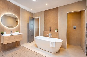 Rachel's Farm Luxury Escapes With Hot Tubs