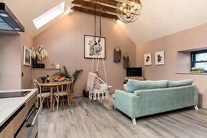 Rachel's Farm Luxury Escapes With Hot Tubs