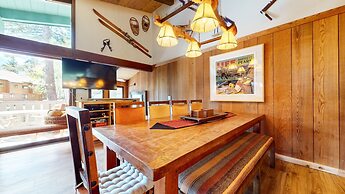 Chateau Sans Nom #19 4 Bedroom Condo by RedAwning