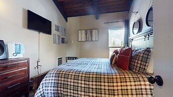 Chamonix #72 2 Bedroom Condo by Redawning