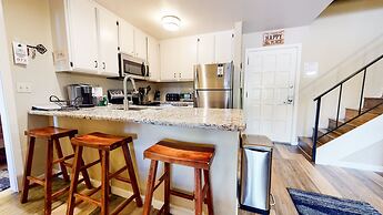 Chamonix #72 2 Bedroom Condo by Redawning