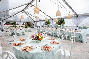 Embassy Suites by Hilton Virginia Beach Oceanfront Resort