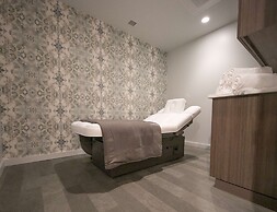 Embassy Suites by Hilton Virginia Beach Oceanfront Resort