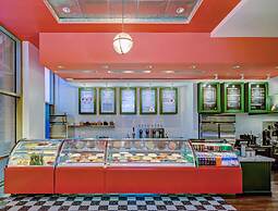 Embassy Suites by Hilton Virginia Beach Oceanfront Resort