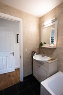 Riverwalk Apartment One