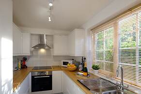 Riverwalk Apartment One