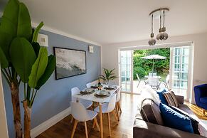 Riverwalk Apartment One