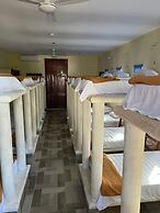 hotel y hostal nojoch che