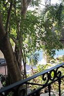 hotel y hostal nojoch che