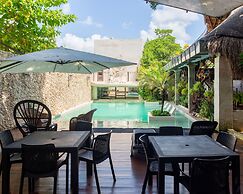 hotel y hostal nojoch che