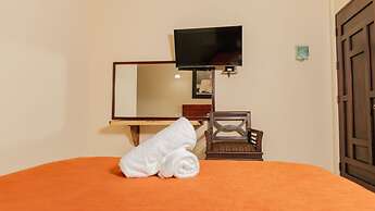 hotel y hostal nojoch che