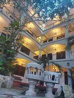 hotel y hostal nojoch che