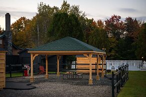 Trailhead by Weekender