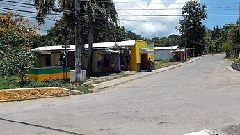 Charming 1-bedroom House in St Thomas Jamaica