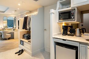 The Salil Hotel Riverside Bangkok