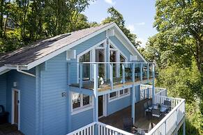 The Bluebell - Luxury Lodge With Hot Tub