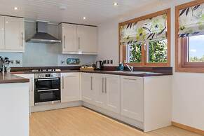 The Bluebell - Luxury Lodge With Hot Tub