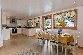 The Bluebell - Luxury Lodge With Hot Tub