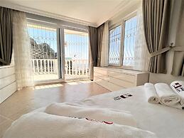 Dazzling Villa With Private Pool in Alanya
