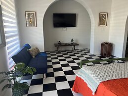 310Guest-House LaVida