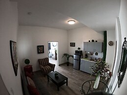310Guest-House LaVida