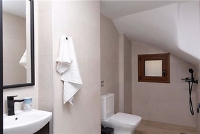 Cretan Residence With Pool