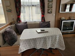 Cozy Coastal Retreat in Brean