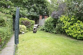 Urban Retreat Hot Tub Bar Ev Charger