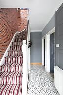 Urban Retreat Hot Tub Bar Ev Charger