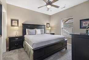 Relaxing at the Majestic