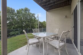 Relaxing at the Majestic