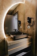 Adamas Resort & Hotel