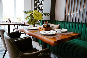 Adamas Resort & Hotel