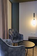 Adamas Resort & Hotel