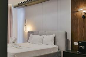 Adamas Resort & Hotel