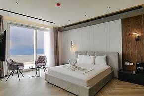 Adamas Resort & Hotel