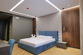 Adamas Resort & Hotel