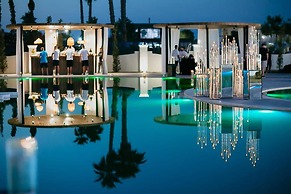 Adamas Resort & Hotel