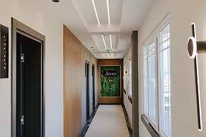 Adamas Resort & Hotel