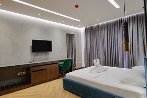 Adamas Resort & Hotel