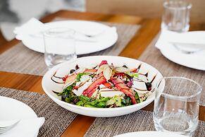 Adamas Resort & Hotel