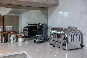 The Quadrant - The Garret