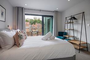 The Quadrant - The Garret